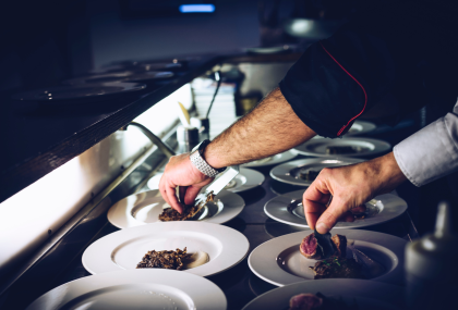 Food plates in kitchen v2